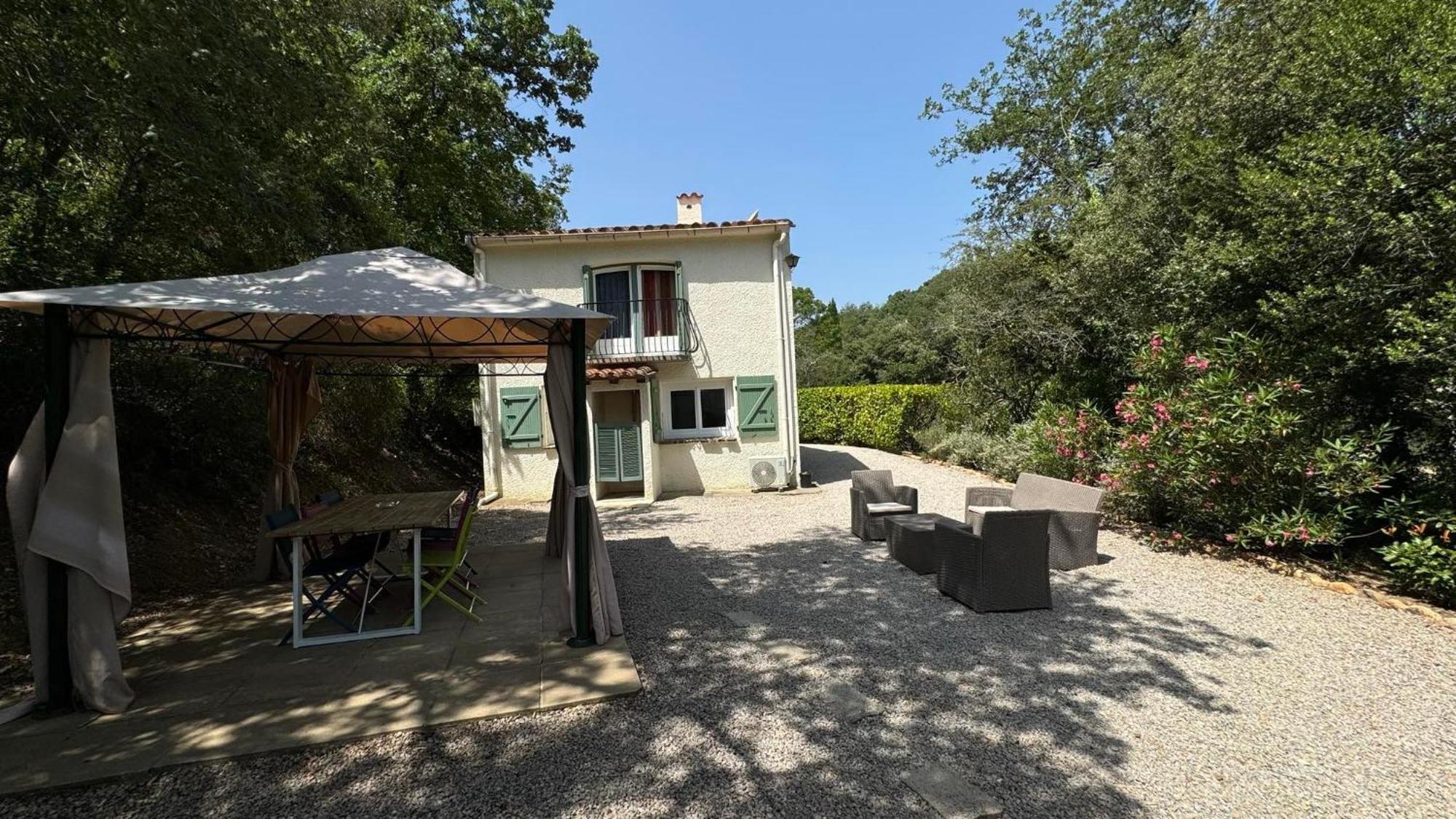 Maison Avec Piscine Chauffee Entre Mer Et Montagne Montauriol  Dış mekan fotoğraf